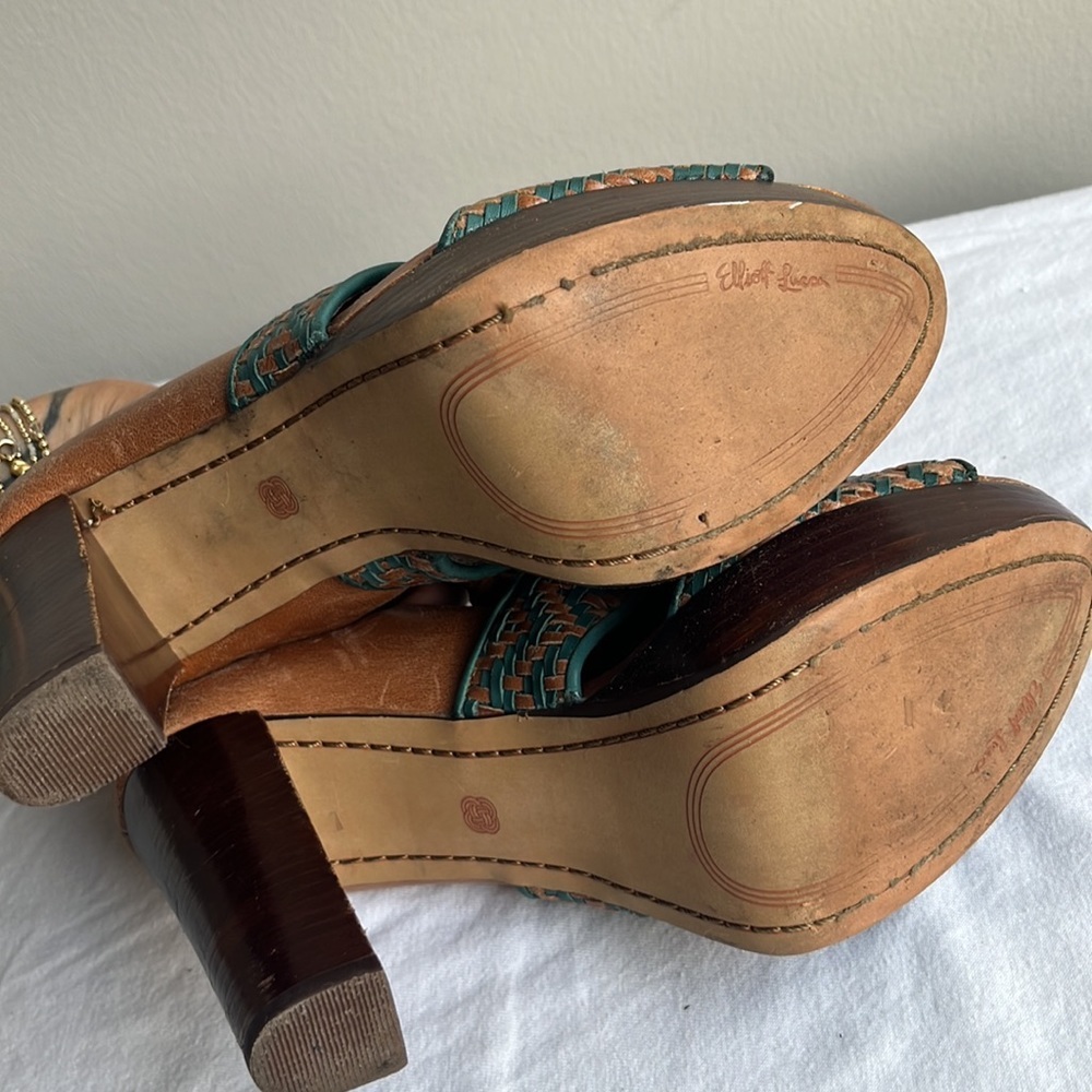 Elliott Lucca green and brown leather woven stacked heels - Picture 7 of 9